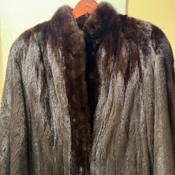 Pristine Vintage Full Length Black Mink Fur Coat - Picture 5 of 5